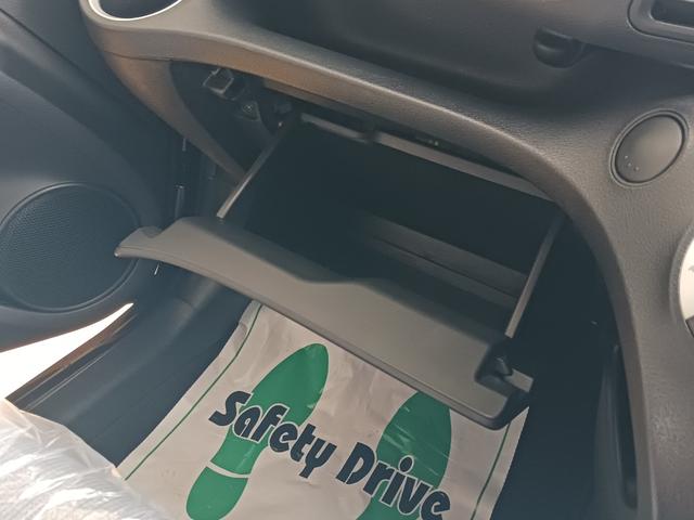 シエンタ Ｇ　クエロ　禁煙車　衝突被害軽減ブレーキ　ＬＥＤライト　７インチＳＤナビ　ワンセグＴＶ　ブルートゥース　ＣＤ　ＳＤ　バックモニター　ＥＴＣ　社外１５インチＡＷ　両側パワースライドドア　スマートキー　点検記録簿（36枚目）