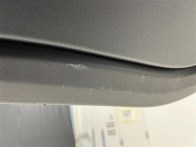 カローラフィールダー １．５Ｇ　ダブルバイビー　スマートキー＆プッシュスタート　ＴＶナビ　Ａストップ　盗難防止　カーテンエアバック　Ｂモニター　アルミホイール　フルオートエアコン　運転席エアバック　ＬＥＤヘッドライト　地デジＴＶ　横滑り防止　ＡＢＳ（28枚目）