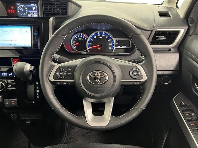 ルーミー カスタムG-T モデルLMガーニッシュ SDナビ 全周囲カメラ 両側オートスライドドア スマートキープッシュスタート LEDライト 1オーナー 横滑り防止機能 クルコン ETC付 アルミホイール DVD TV(12枚目)