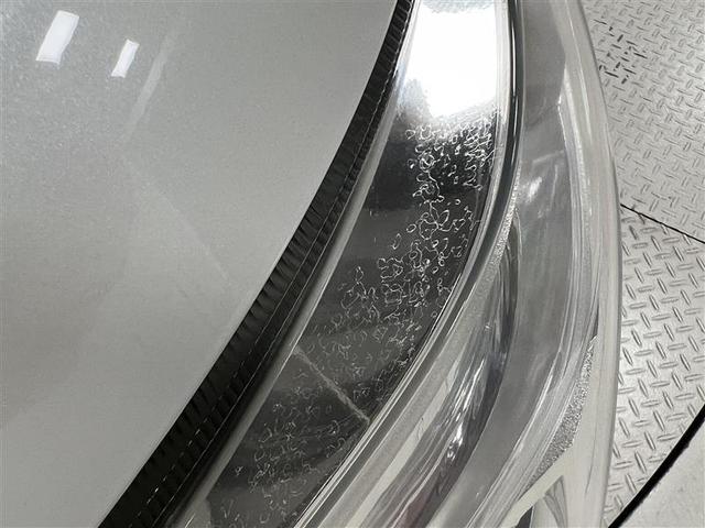 ノア G リアエアコン フルセグテレビ 盗難防止システム 1オーナ 記録簿付き エアバッグ アルミ キーレス アイドルストップ クルーズコントロール DVD再生 ETC メモリーナビ 3列シート ESC ABS(6枚目)