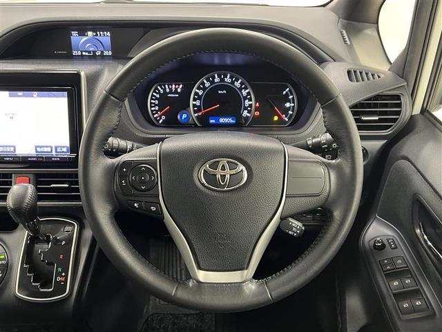 ノア G リアエアコン フルセグテレビ 盗難防止システム 1オーナ 記録簿付き エアバッグ アルミ キーレス アイドルストップ クルーズコントロール DVD再生 ETC メモリーナビ 3列シート ESC ABS(10枚目)