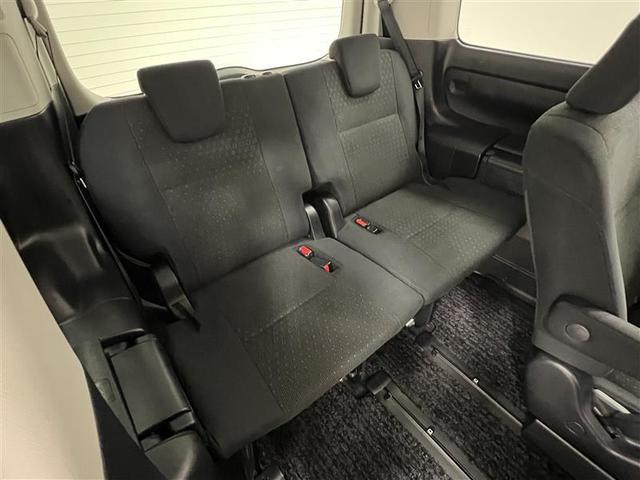 ノア G リアエアコン フルセグテレビ 盗難防止システム 1オーナ 記録簿付き エアバッグ アルミ キーレス アイドルストップ クルーズコントロール DVD再生 ETC メモリーナビ 3列シート ESC ABS(23枚目)