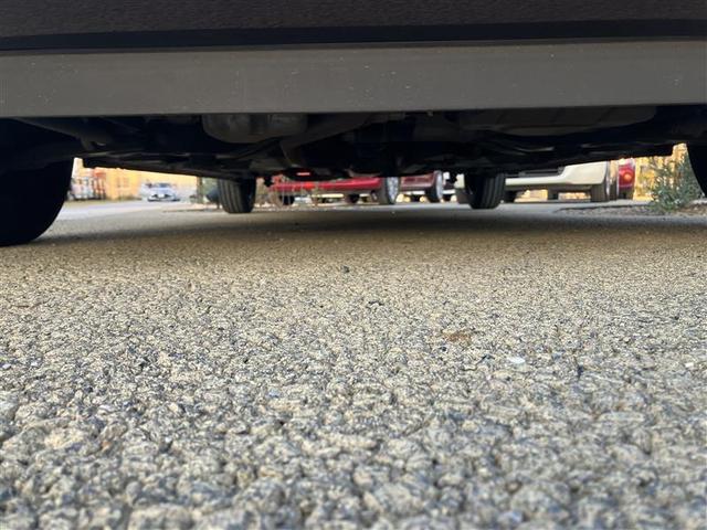 パッソ X LパッケージS 衝突回避支援ブレーキ機能 横滑り防止機能 Iストップ 盗難防止システム スマトキー リアカメラ ETC車載器 Wエアバック フルセグTV オートエアコン ナビTV 記録簿 1オーナー エアバッグ(29枚目)