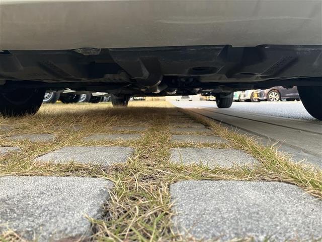 カローラアクシオ 1.5X アイドリングストップ付 運転席エアバッグ DVD 横滑り防止 ワンオーナー車 サイドエアバック 助手席エアバッグ ナビ&TV ワイヤレスキー エアコン パワーウインドウ パワステ ABS フルセグTV(24枚目)