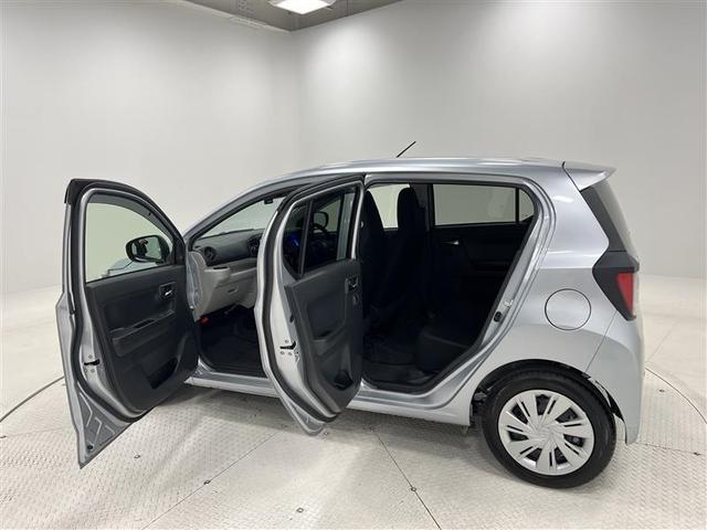 ドアの開閉角が広く開くので乗り降りはもちろん荷物の載せおろしが楽々！