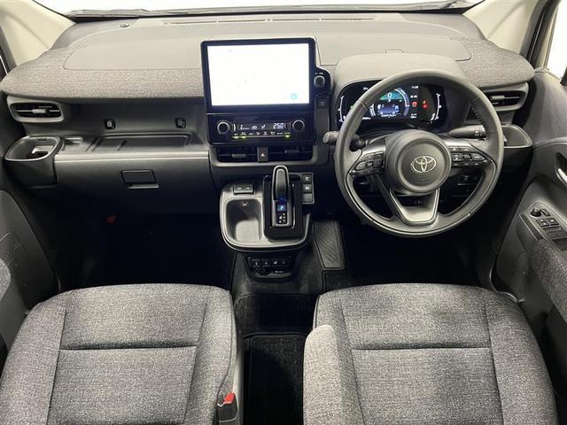 シエンタ ハイブリッドＺ　ＴＳＳ　ワンオーナ　ナビＴＶ　バックモニター　ＬＥＤライト　ＥＴＣ　スマートキー　オートエアコン　ＵＳＢ端子　前席シートヒーター　ＡＣ１００Ｖ　ブラインドスポットモニター　両側電動パワースライドドア（8枚目）