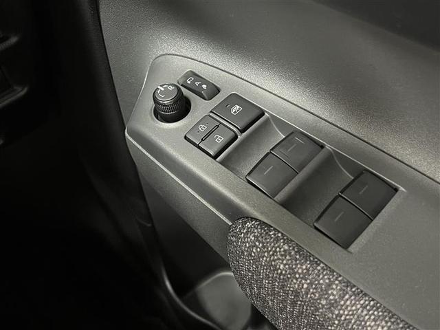 シエンタ ハイブリッドＺ　ＴＳＳ　ワンオーナ　ナビＴＶ　バックモニター　ＬＥＤライト　ＥＴＣ　スマートキー　オートエアコン　ＵＳＢ端子　前席シートヒーター　ＡＣ１００Ｖ　ブラインドスポットモニター　両側電動パワースライドドア（31枚目）