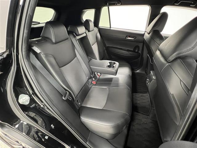 カローラクロス ハイブリッド　Ｚ　衝突軽減ブレーキ　記録簿有　スマキ－　ワンオーナ　Ｂモニター　アクティブクルーズコントロール　イモビ　ＬＥＤ　ＡＣ　運転席Ｐシート　メディアプレイヤー接続　キーレス　パワステ　アルミ　エアバッグ（23枚目）