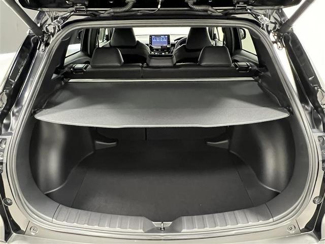 カローラクロス ハイブリッド　Ｚ　衝突軽減ブレーキ　記録簿有　スマキ－　ワンオーナ　Ｂモニター　アクティブクルーズコントロール　イモビ　ＬＥＤ　ＡＣ　運転席Ｐシート　メディアプレイヤー接続　キーレス　パワステ　アルミ　エアバッグ（27枚目）