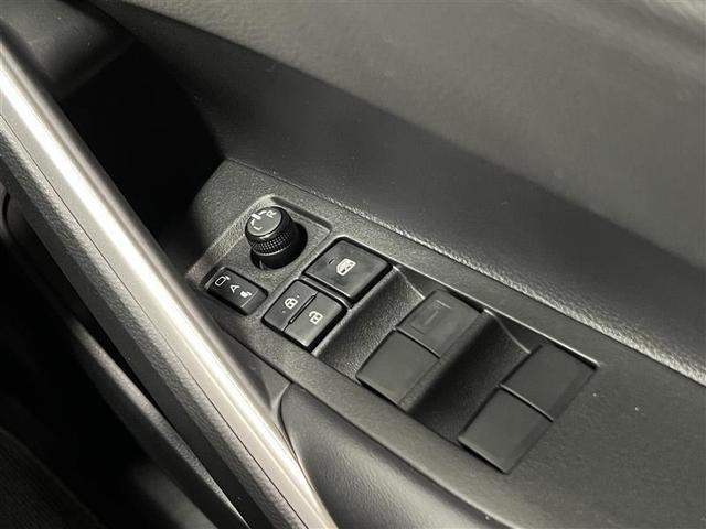 カローラクロス ハイブリッド　Ｚ　衝突軽減ブレーキ　記録簿有　スマキ－　ワンオーナ　Ｂモニター　アクティブクルーズコントロール　イモビ　ＬＥＤ　ＡＣ　運転席Ｐシート　メディアプレイヤー接続　キーレス　パワステ　アルミ　エアバッグ（30枚目）