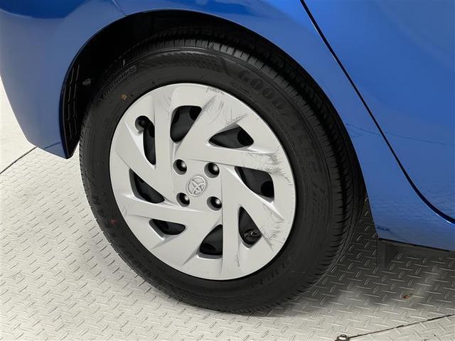 アクア Ｇ　誤発進抑制機能　バックモニタ　メンテナンスノート　デュアルエアバック　ナビＴＶ　パワーウィンドウ　ＥＳＣ　ＡＴエアコン　ＡＢＳ　パワーステアリング　オートクルーズ　運転席エアバッグ　ＥＴＣ（6枚目）