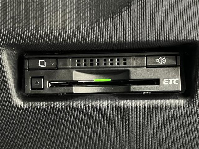 アクア Ｇ　誤発進抑制機能　バックモニタ　メンテナンスノート　デュアルエアバック　ナビＴＶ　パワーウィンドウ　ＥＳＣ　ＡＴエアコン　ＡＢＳ　パワーステアリング　オートクルーズ　運転席エアバッグ　ＥＴＣ（16枚目）