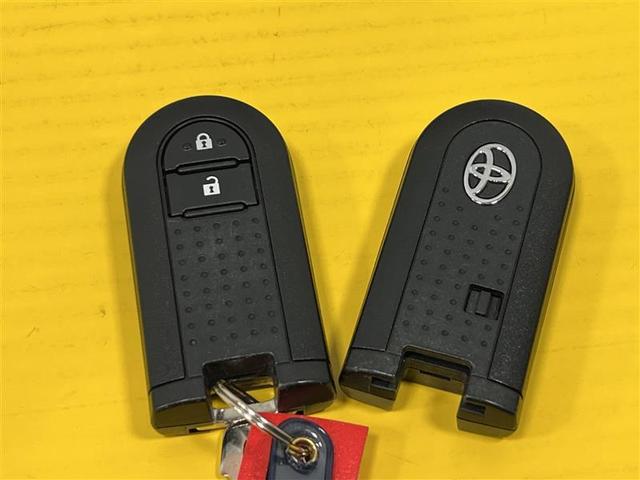 パッソ X S 衝突回避支援システム 整備記録簿 盗難防止システム キーフリーシステム デュアルエアバック 地デジTV スマートキー メモリナビ iストップ ESC ベンチシート エアバック付き パワーウィンドウ(16枚目)