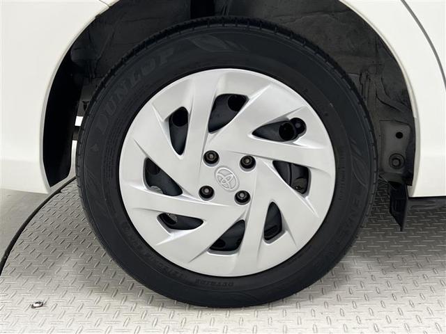 カローラフィールダー ＥＸ　ワンオーナー　１セグ　スマートキー＆プッシュスタート　ＰＷ　メモリナビ　キーレス　エアバッグ　マニュアルエアコン　横滑り防止装置　ＥＴＣ　ナビ＆ＴＶ　イモビライザー　アイドリングストップ　ＡＢＳ（7枚目）