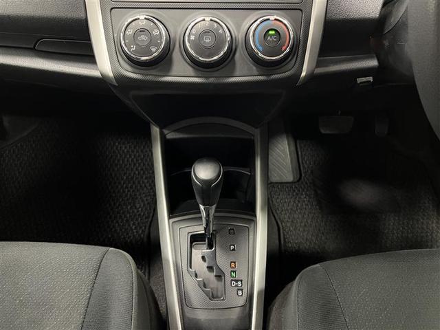 カローラフィールダー ＥＸ　ワンオーナー　１セグ　スマートキー＆プッシュスタート　ＰＷ　メモリナビ　キーレス　エアバッグ　マニュアルエアコン　横滑り防止装置　ＥＴＣ　ナビ＆ＴＶ　イモビライザー　アイドリングストップ　ＡＢＳ（13枚目）