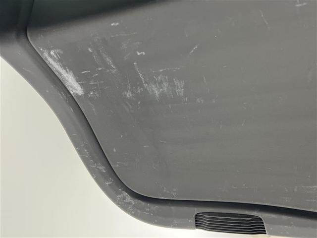 カローラフィールダー ＥＸ　ワンオーナー　１セグ　スマートキー＆プッシュスタート　ＰＷ　メモリナビ　キーレス　エアバッグ　マニュアルエアコン　横滑り防止装置　ＥＴＣ　ナビ＆ＴＶ　イモビライザー　アイドリングストップ　ＡＢＳ（19枚目）