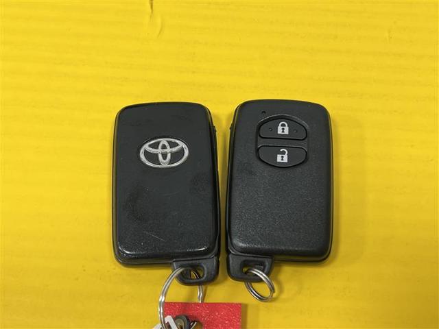 カローラフィールダー ＥＸ　ワンオーナー　１セグ　スマートキー＆プッシュスタート　ＰＷ　メモリナビ　キーレス　エアバッグ　マニュアルエアコン　横滑り防止装置　ＥＴＣ　ナビ＆ＴＶ　イモビライザー　アイドリングストップ　ＡＢＳ（21枚目）