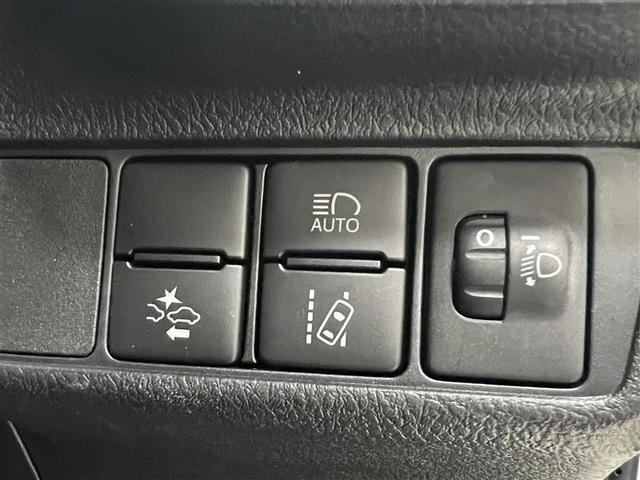 カローラフィールダー ＥＸ　ワンオーナー　１セグ　スマートキー＆プッシュスタート　ＰＷ　メモリナビ　キーレス　エアバッグ　マニュアルエアコン　横滑り防止装置　ＥＴＣ　ナビ＆ＴＶ　イモビライザー　アイドリングストップ　ＡＢＳ（25枚目）