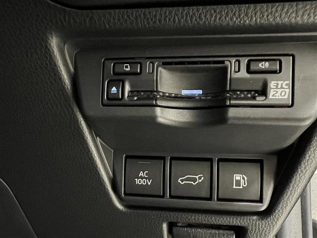 プリウス Z リアカメラ プリクラッシュ PWシート 1オーナ メモリナビ AC100V電源 LEDランプ ナビ・TV オートクルーズ アルミホイール AC 運転席エアバッグ 横滑り防止装置 ETC付 キーレス(29枚目)