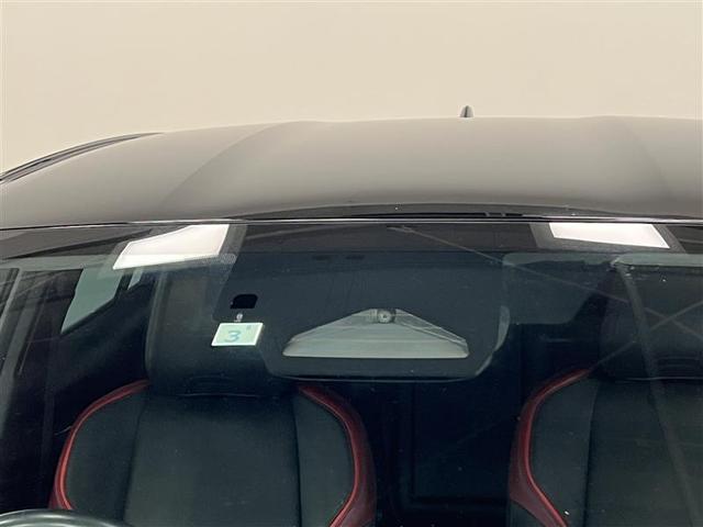 プリウス Z リアカメラ プリクラッシュ PWシート 1オーナ メモリナビ AC100V電源 LEDランプ ナビ・TV オートクルーズ アルミホイール AC 運転席エアバッグ 横滑り防止装置 ETC付 キーレス(30枚目)