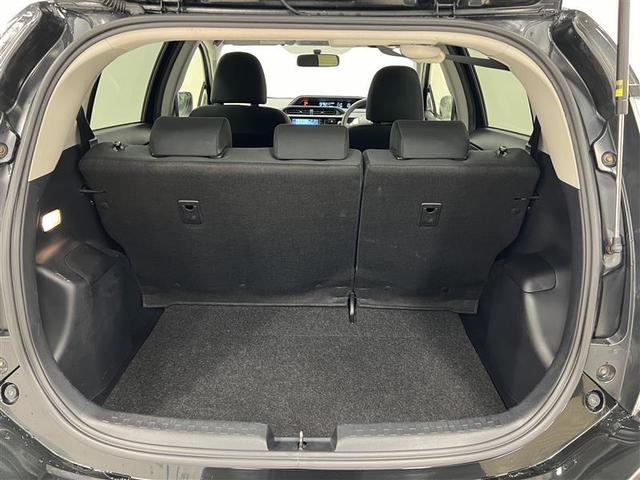 アクア Ｓ　キーレスエントリ　ナビ＆ＴＶ　オートエアコン　デュアルエアバック　ＥＳＣ　Ｂカメラ　パワーウィンドウ　ＥＴＣ　ＳＲＳ　ワンセグＴＶ　パワーステアリング　ＡＢＳ　メモリーナビ（21枚目）