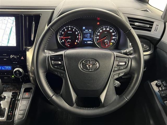 アルファード ２．５Ｓ　タイプゴールドＩＩ　カーナビ　ＬＥＤランプ　Ｂカメラ　スマートキ　ＡＣ１００Ｖ　盗難防止システム　ワンオーナー　ダブルエアコン　助手席エアバッグ　ＥＴＣ　オートクルーズ　３列シート　ミュージックプレイヤー接続可　ＡＢＳ（9枚目）