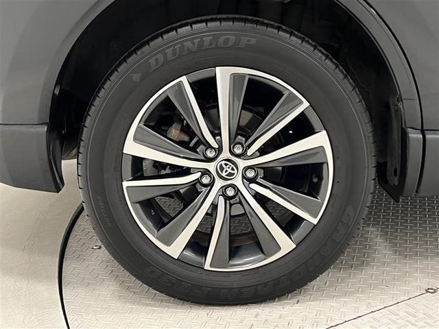 ハリアー Ｇ　衝突回避ブレーキ　ＡＵＸ接続　セキュリティーアラーム　ＡＡＣ　バックモニタ－　１オーナ　横滑防止装置　ＬＥＤランプ　スマキー　キーフリー　ＡＷ　ＥＴＣ車載器　ＰＳ　パワーウインドウ　ナビ　パワ－シ－ト（7枚目）