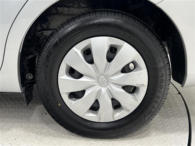 カローラアクシオ １．３Ｘ　エアコン　点検記録簿　ワイヤレスキー　助手席エアバック　ＰＷ　パワステ　サイドエアバッグ　ワンオーナ　ワンセグ　運転席エアバック　ＡＢＳ　メモリーナビ　バックカメラ　横滑り防止機能（8枚目）