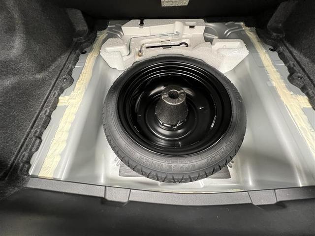 カローラアクシオ １．３Ｘ　エアコン　点検記録簿　ワイヤレスキー　助手席エアバック　ＰＷ　パワステ　サイドエアバッグ　ワンオーナ　ワンセグ　運転席エアバック　ＡＢＳ　メモリーナビ　バックカメラ　横滑り防止機能（9枚目）