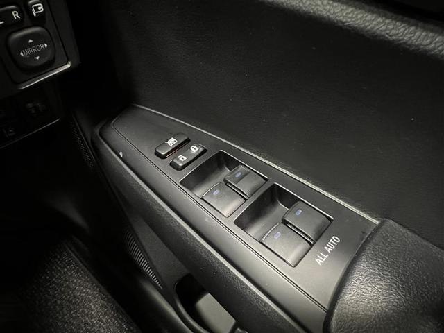 カローラアクシオ １．３Ｘ　エアコン　点検記録簿　ワイヤレスキー　助手席エアバック　ＰＷ　パワステ　サイドエアバッグ　ワンオーナ　ワンセグ　運転席エアバック　ＡＢＳ　メモリーナビ　バックカメラ　横滑り防止機能（20枚目）