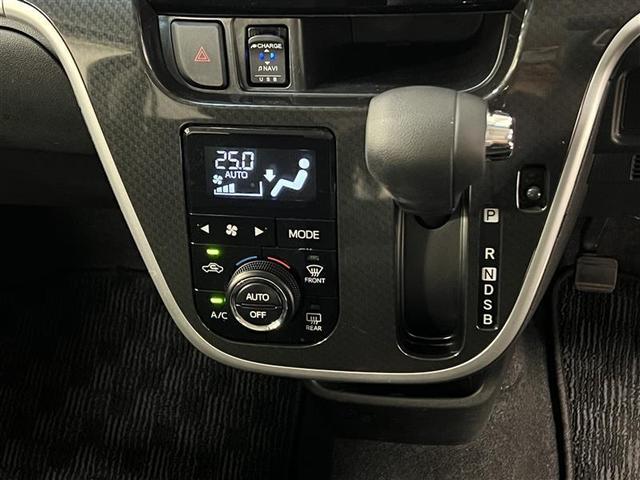 ムーヴ カスタム　ＸリミテッドＩＩ　ＳＡＩＩＩ　ワンオーナー車　ナビＴＶ　ＬＥＤヘッド　エアバック　スマートキー　アイドリングストップ　ミュージックプレイヤー接続可　ＡＢＳ　バックカメラ　地デジ　オートエアコン　助手席エアバッグ　キーフリー（17枚目）