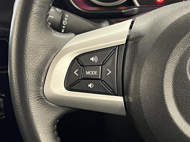 ルーミー カスタムG アイドリング 両側電動SD LEDヘット バックビューモニター 衝突回避ブレーキ 地デジ スマートキー メモリナビ クルーズコントロール 点検記録簿 DVD ETC 1オーナー オートエアコン ABS(9枚目)