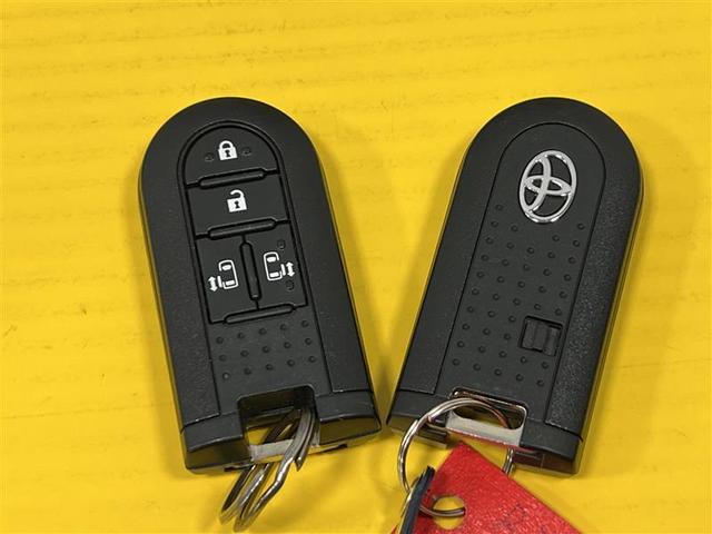 ルーミー カスタムG アイドリング 両側電動SD LEDヘット バックビューモニター 衝突回避ブレーキ 地デジ スマートキー メモリナビ クルーズコントロール 点検記録簿 DVD ETC 1オーナー オートエアコン ABS(27枚目)