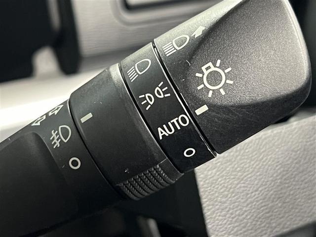 タント カスタムX トップエディションSAII DVD再生可能 ETC装備 衝突軽減システム セキュリティ 定期点検記録簿 Bモニター LEDヘッドライト フルセグテレビ キーフリーシステム パワーステアリング ナビTV 横滑り防止 スマートキー(11枚目)