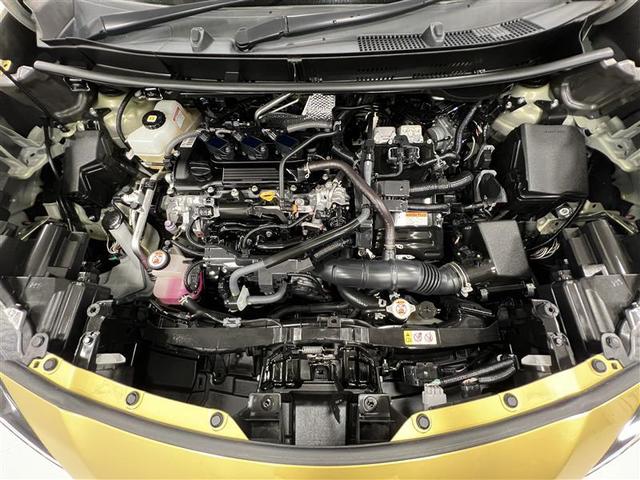 ヤリスクロス ハイブリッドＺ　インテリジェントキー　アルミホイル　試乗車　ＬＥＤライト　１オ－ナ－　リアカメラ　ナビ　クルーズコントロール　横滑り防止システム　メモリーナビゲーション　電動シ－ト　パワステ　オートエアコン　ＡＢＳ（6枚目）