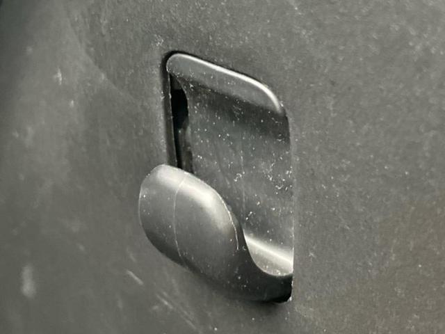 ルーミー X S 新品タイヤ/保証書/純正 SDナビ/スマートアシスト(トヨタ・ダイハツ)/電動スライドドア/Bluetooth接続/ETC/EBD付ABS/横滑り防止装置/アイドリングストップ/バックモニター 記録簿(47枚目)