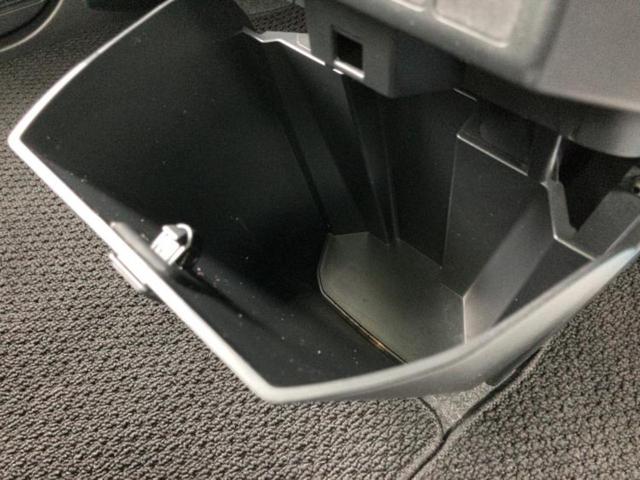 ルーミー G 社外 8インチ メモリーナビ/衝突安全装置/両側電動スライドドア/車線逸脱防止支援システム/パーキングアシスト バックガイド/ドライブレコーダー 社外/USBジャック/Bluetooth接続 禁煙車(35枚目)