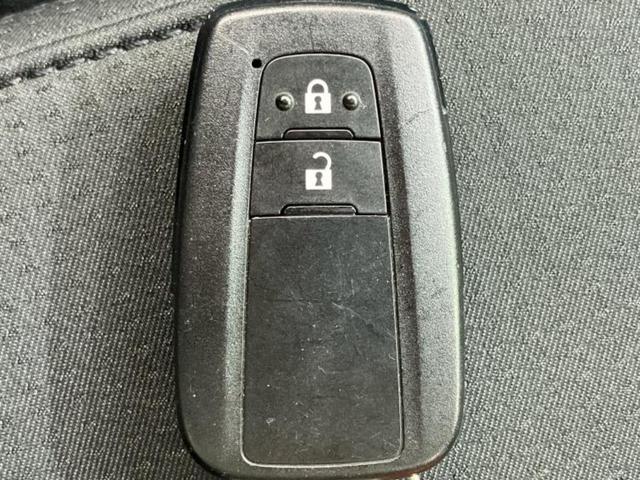 プリウス S 新品タイヤ/保証書/社外 9インチ SDナビ/衝突安全装置/車線逸脱防止支援システム/ヘッドランプ LED/Bluetooth接続/ETC/EBD付ABS/横滑り防止装置/アイドリングストップ 禁煙車(48枚目)