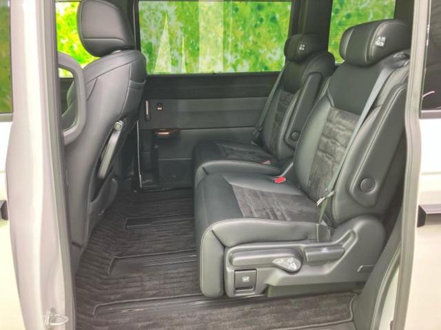 ステップワゴン eHEVスパーダプレミアムライン 純正エアロ/保証書/純正 11.6インチ SDナビ/デジタルインナーミラー/衝突安全装置/両側電動スライドドア/シートヒーター 全席/マルチビューカメラシステム/車線逸脱防止支援システム フルエアロ(8枚目)