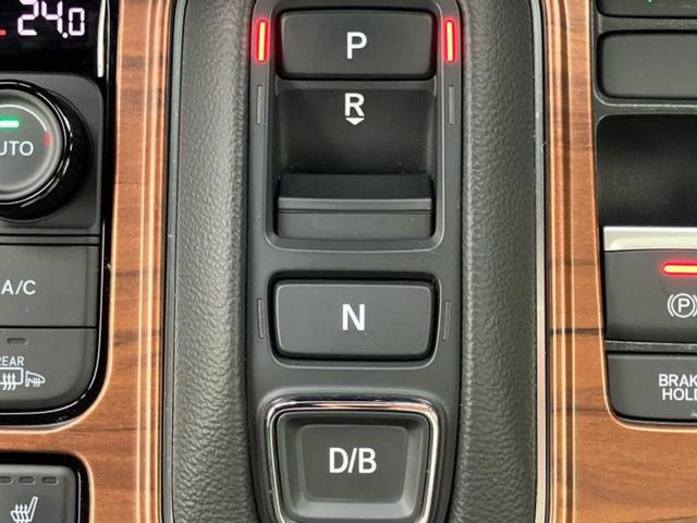 ステップワゴン eHEVスパーダプレミアムライン 純正エアロ/保証書/純正 11.6インチ SDナビ/デジタルインナーミラー/衝突安全装置/両側電動スライドドア/シートヒーター 全席/マルチビューカメラシステム/車線逸脱防止支援システム フルエアロ(19枚目)