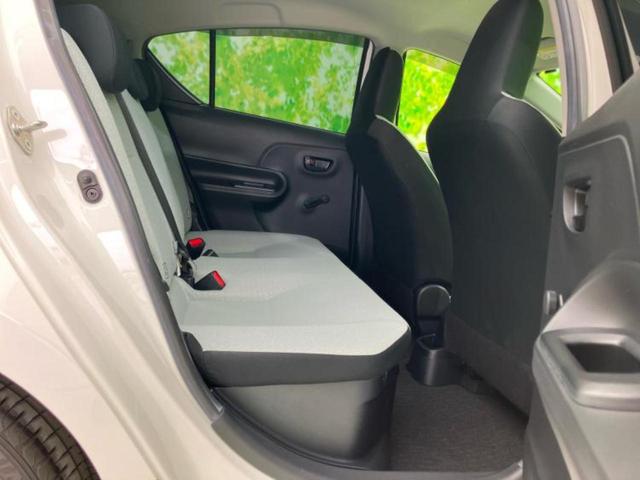 アクア L 純正 ナビ/Bluetooth接続/ETC/EBD付ABS/横滑り防止装置/アイドリングストップ/エアバッグ 運転席/エアバッグ 助手席/パワーウインドウ/キーレス/オートエアコン/パワーステアリング(5枚目)