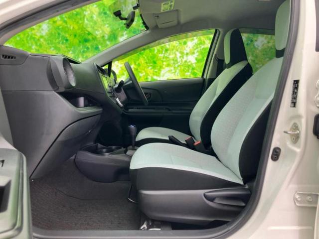 アクア L 純正 ナビ/Bluetooth接続/ETC/EBD付ABS/横滑り防止装置/アイドリングストップ/エアバッグ 運転席/エアバッグ 助手席/パワーウインドウ/キーレス/オートエアコン/パワーステアリング(6枚目)