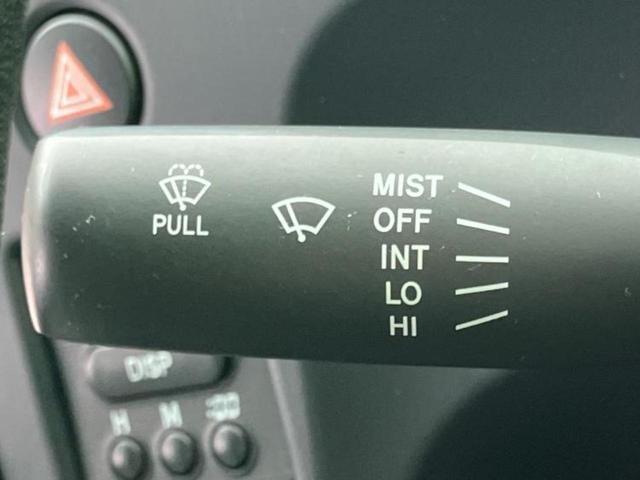 アクア L 純正 ナビ/Bluetooth接続/ETC/EBD付ABS/横滑り防止装置/アイドリングストップ/エアバッグ 運転席/エアバッグ 助手席/パワーウインドウ/キーレス/オートエアコン/パワーステアリング(17枚目)