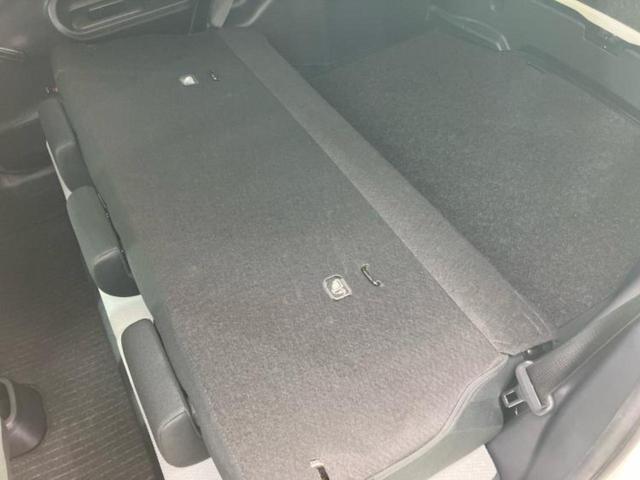 アクア L 純正 ナビ/Bluetooth接続/ETC/EBD付ABS/横滑り防止装置/アイドリングストップ/エアバッグ 運転席/エアバッグ 助手席/パワーウインドウ/キーレス/オートエアコン/パワーステアリング(25枚目)