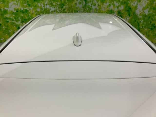 アクア L 純正 ナビ/Bluetooth接続/ETC/EBD付ABS/横滑り防止装置/アイドリングストップ/エアバッグ 運転席/エアバッグ 助手席/パワーウインドウ/キーレス/オートエアコン/パワーステアリング(53枚目)