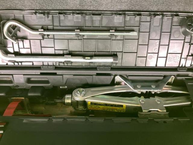 オデッセイハイブリッド ＨＶアブソルート・ホンダセンシングＥＸパッケ　新品タイヤ／純正　ＳＤナビ／衝突安全装置／両側電動スライドドア／全方位モニター／車線逸脱防止支援システム／シート　ハーフレザー／ヘッドランプ　ＬＥＤ／ＥＴＣ／ＥＢＤ付ＡＢＳ／横滑り防止装置（29枚目）