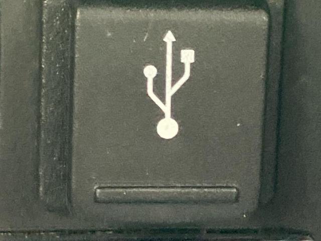 オデッセイハイブリッド ＨＶアブソルート・ホンダセンシングＥＸパッケ　新品タイヤ／純正　ＳＤナビ／衝突安全装置／両側電動スライドドア／全方位モニター／車線逸脱防止支援システム／シート　ハーフレザー／ヘッドランプ　ＬＥＤ／ＥＴＣ／ＥＢＤ付ＡＢＳ／横滑り防止装置（46枚目）