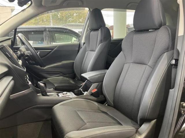 フォレスター 4WDプレミアム 新品タイヤ/純正 8インチ SDナビ/スマートリヤビューミラー/衝突安全装置/シートヒーター/車線逸脱防止支援システム/シート ハーフレザー/ヘッドランプ LED/Bluetooth接続/ETC(6枚目)