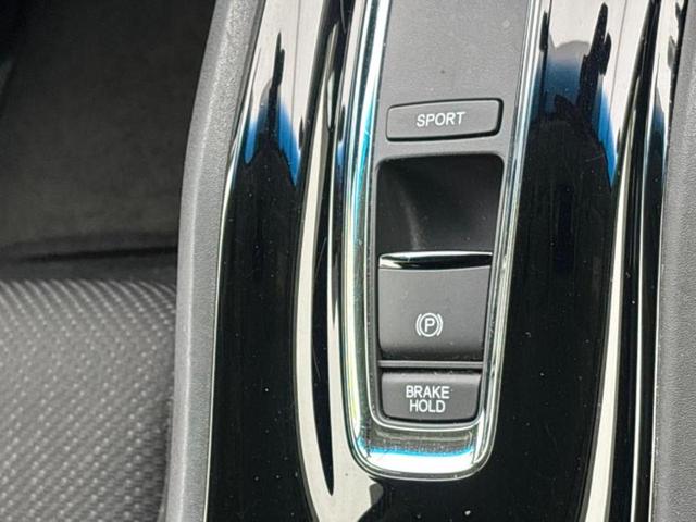 ヴェゼル ４ＷＤハイブリッドＸ　保証書／純正　ＳＤナビ／衝突安全装置／シートヒーター／ヘッドランプ　ＬＥＤ／Ｂｌｕｅｔｏｏｔｈ接続／ＥＴＣ／ＥＢＤ付ＡＢＳ／横滑り防止装置／アイドリングストップ／ホンダセンシング／バックモニター（33枚目）