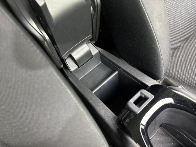 ヴェゼル ４ＷＤハイブリッドＸ　保証書／純正　ＳＤナビ／衝突安全装置／シートヒーター／ヘッドランプ　ＬＥＤ／Ｂｌｕｅｔｏｏｔｈ接続／ＥＴＣ／ＥＢＤ付ＡＢＳ／横滑り防止装置／アイドリングストップ／ホンダセンシング／バックモニター（39枚目）